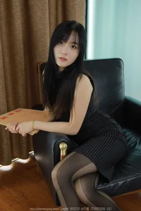 Wan Ping Defines Classic Elegance in IESS SXJ No.1800 - image 28