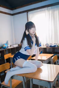 YiTuYu Art Language Vol.8275: Charming Bing Leng Qi E in Elegant Schoolgirl Attire - image 9