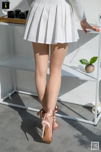 IESS Xiao Xiao Sunbathing Photo Series: A Bright and Elegant Fashion Gallery - image 63