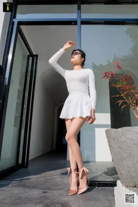 IESS Xiao Xiao Sunbathing Photo Series: A Bright and Elegant Fashion Gallery - image 30
