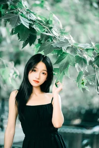 YiTuYu Vol.7186 Yu Er: Captivating Art Language Portrait Series - image 11