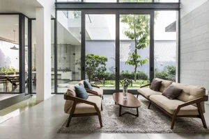 6 Inspiring Modern Townhouse Designs Featuring Lush Indoor Gardens, Natural Light, and Sustainable Biophilic Architecture for a Refreshing Urban Oasis - image 25