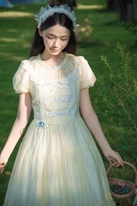 YiTuYu Art Language Vol.7827 Featuring the Stunning Model Zzzhen - image 3