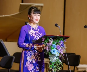 Inside the ROXMei Gala: Celebrating Style and Quality with ROX Group - image 1