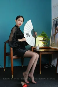 Elegant Modern Cheongsam Fashion Featuring Model Meizi in IESS Collection - image 36