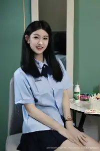 XiuRen No.10443 Xiao Ba Le: Sweet Youthful Moments of Schoolgirl Friendship - image 6