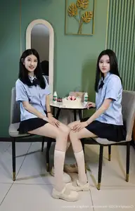 XiuRen No.10443 Xiao Ba Le: Sweet Youthful Moments of Schoolgirl Friendship - image 11