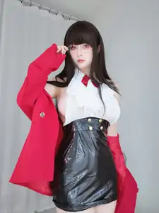 Coser Shirogane [fantia]: Captivating Alvitr Cosplay: Elegance Meets Allure and Unique Style - image 12