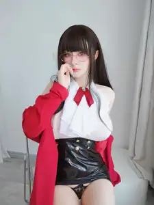Coser Shirogane [fantia]: Captivating Alvitr Cosplay: Elegance Meets Allure and Unique Style - image 26