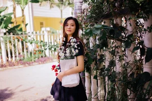 YiTuYu Art Language Vol.6102 Featuring Yi Tuo Fei Rou VV: A Masterpiece of Aesthetic Photography - image 6