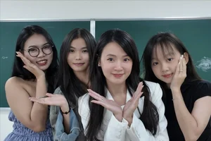 Classroom Elegance: How Midu Maintains Her Radiant Glow While Teaching - image 4