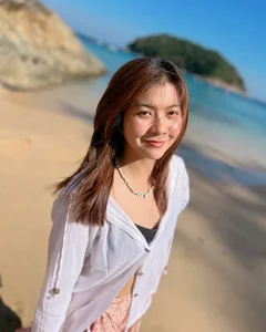 Thai Karate Star Reveals Stunning Everyday Beauty Beyond the Dojo - image 2