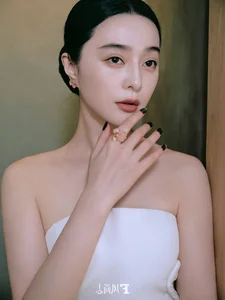 Fan Bingbing’s Iconic Three-Faced Beauty Gown: A Masterclass in Global High Fashion - image 9