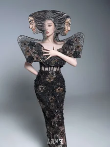 Fan Bingbing’s Iconic Three-Faced Beauty Gown: A Masterclass in Global High Fashion - image 2