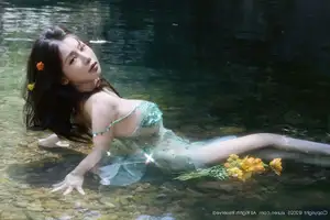 XiuRen No 10756 Enchanting Yin Tian Tian Sunny A Muse Amidst Serene Nature Captivating Beauty - image 6