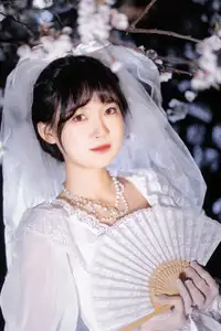 YiTuYu Vol. 8635: Ren Hai Bu's Dreamy White Dress Amidst Blossoms - image 16