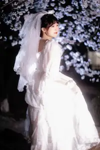 YiTuYu Vol. 8635: Ren Hai Bu's Dreamy White Dress Amidst Blossoms - image 1