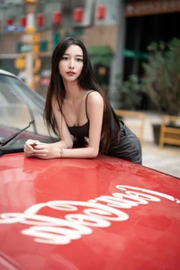 Sophisticated Urban Grace: Yin Zi Er’s Dark Gray Silhouette - image 4