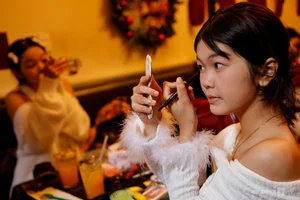 Top Christmas-Themed Cafes in Ho Chi Minh City for the Holiday Season - image 1