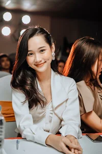 Nguyen Truc Anh: The Ethereal Beauty and Talent of Vietnam’s Beloved Screen Goddess - image 9