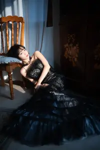 Yi Ming: Classic Elegance in Black Lace Dress - YiTuYu Art Language Vol.8835 - image 27
