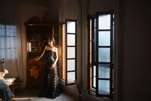 Yi Ming: Classic Elegance in Black Lace Dress - YiTuYu Art Language Vol.8835 - image 14