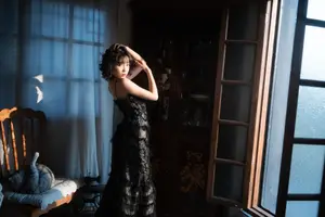 Yi Ming: Classic Elegance in Black Lace Dress - YiTuYu Art Language Vol.8835 - image 18