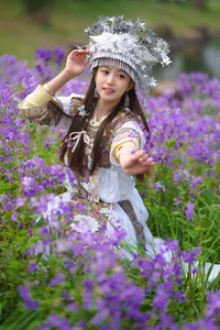 Stunning Portrait Photography of Xiao Yi in YiTuYu Art Language Vol.8863: Elegant Fashion and Artistic Aesthetic Inspiration for Creatives - image 24