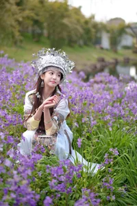 Stunning Portrait Photography of Xiao Yi in YiTuYu Art Language Vol.8863: Elegant Fashion and Artistic Aesthetic Inspiration for Creatives - image 42