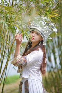 Stunning Portrait Photography of Xiao Yi in YiTuYu Art Language Vol.8863: Elegant Fashion and Artistic Aesthetic Inspiration for Creatives - image 43