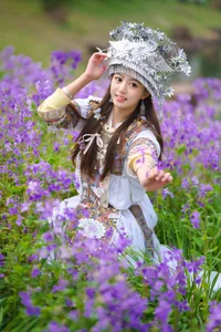 Stunning Portrait Photography of Xiao Yi in YiTuYu Art Language Vol.8863: Elegant Fashion and Artistic Aesthetic Inspiration for Creatives - image 31