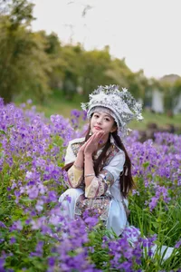 Stunning Portrait Photography of Xiao Yi in YiTuYu Art Language Vol.8863: Elegant Fashion and Artistic Aesthetic Inspiration for Creatives - image 39