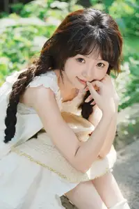 Charming Qi E Luo Bo Guai in YiTuYu Vol.8726: Pure Beauty in an Old Setting - image 14