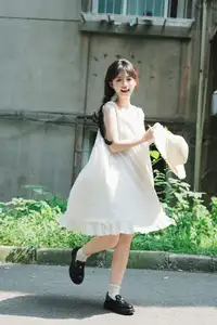 Charming Qi E Luo Bo Guai in YiTuYu Vol.8726: Pure Beauty in an Old Setting - image 19