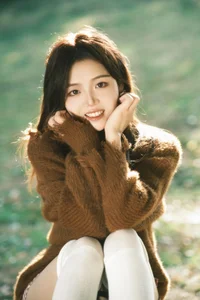 The Visual Poetry of YiTuYu Art Language Vol.6112 Featuring the Captivating Jia Jia - image 2