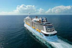 Luxury at Sea: Exploring the 'Floating City' Cruises in Vung Tau - image 7