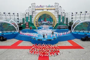 Spiritual Journey: The Spring Festival at Tam Chuc Pagoda, Vietnam - image 1