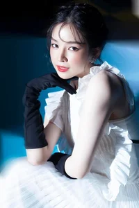 DJ Mie: The Intersection of Music Talent and Captivating Visual Style - image 17