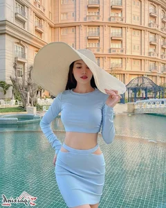 Ninh Duong Lan Ngoc Shines: The Stunning Bikini Photoshoot of Vietnam's Screen Queen - image 3