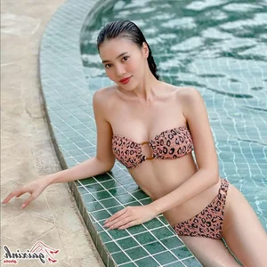 Ninh Duong Lan Ngoc Shines: The Stunning Bikini Photoshoot of Vietnam's Screen Queen - image 35