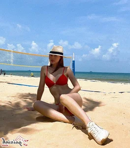 Ninh Duong Lan Ngoc Shines: The Stunning Bikini Photoshoot of Vietnam's Screen Queen - image 23