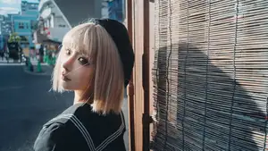 Coser Chunmomo's Enchanting Autumn Quest: Part04 Captures Street Style Beauty - image 7