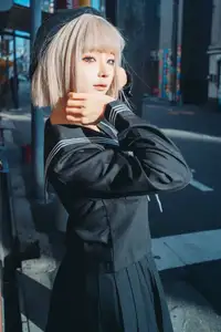 Coser Chunmomo's Enchanting Autumn Quest: Part04 Captures Street Style Beauty - image 5