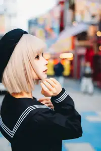 Coser Chunmomo's Enchanting Autumn Quest: Part04 Captures Street Style Beauty - image 4