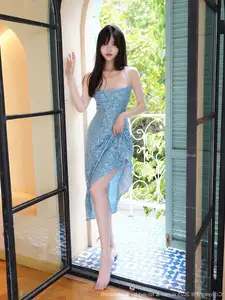 Bai Lu Lulu: Alluring in Shimmering Blue Gown - XiuRen No.10477 - image 0