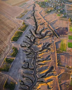 The Science of Scenery: Global Natural Wonders from an Aerial Perspective - image 4