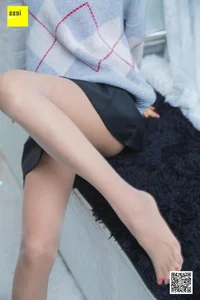 IESS Model Mei Zi Dazing on the Windowsill Lifestyle Photography - image 89