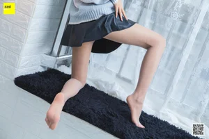 IESS Model Mei Zi Dazing on the Windowsill Lifestyle Photography - image 37