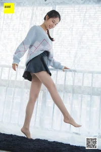 IESS Model Mei Zi Dazing on the Windowsill Lifestyle Photography - image 34