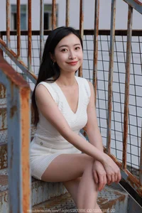Modern Office Chic: Xiao Jie in the IESS SXJ No.2012 Fashion Collection - image 42